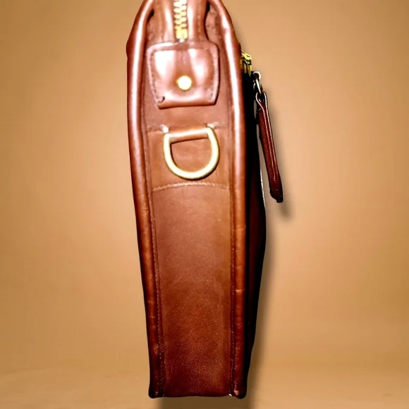 Coach Embassy Vintage Briefcase#5282. - Picture 5 of 17